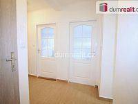 Pronájem bytu 2+1 60 m2 P5 Radotín po rekonstrukci neprůchozí cihla zahrada - 6