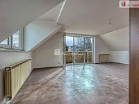 Prodej prostorného rodinného domu v Neratovicích - 10