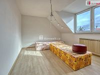 Prodej prostorného rodinného domu v Neratovicích - 24