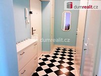 Pronájem bytu 1+1, Kralupy nad Vltavovu, nám. Mládežníků - 2
