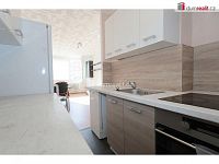 Světlý byt 2+kk, 42 m2 + sklep, 5.patro, OV, Praha 18 - Letňany - 11