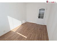 Světlý byt 2+kk, 42 m2 + sklep, 5.patro, OV, Praha 18 - Letňany - 14