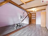 Dům se zahradou v obci Verneřice - 17