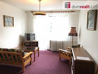 Pronájem bytu 1+kk 34m2 balkon P10 Strašnice U Hranic metro zařízený