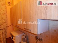 Pronájem bytu 1+kk 34m2 balkon P10 Strašnice U Hranic metro zařízený - 5