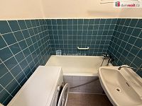 Pronájem bytu 1+kk 34m2 balkon P10 Strašnice U Hranic metro zařízený - 5