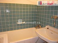 Pronájem bytu 1+kk 34m2 balkon P10 Strašnice U Hranic metro zařízený - 9