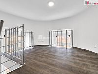 Prodej bytového domu s obchodními prostory v Karlových Varech - 13