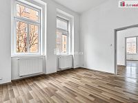 Prodej bytového domu s obchodními prostory v Karlových Varech - 24