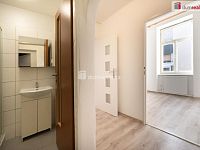 K pronájmu, byt 2+kk v 1.patře v blízkosti centra České Budějovice, ul. Skuherského 1448/38 - 11