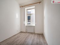 K pronájmu, byt 2+kk v 1.patře v blízkosti centra České Budějovice, ul. Skuherského 1448/38 - 4