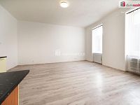 K pronájmu, byt 2+kk v 1.patře v blízkosti centra České Budějovice, ul. Skuherského 1448/38 - 6