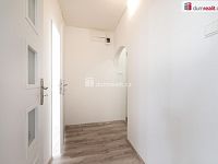 K pronájmu, byt 2+kk v 1.patře v blízkosti centra České Budějovice, ul. Skuherského 1448/38 - 9