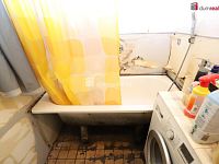 Prostorný byt 2+1 ve čtvrtém patře s výtahem na Čerťáku v Karlových varech - 10