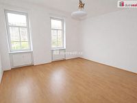 Světlý byt 1+1 po rekonstrukci, 1.p (2NP), OV, Praha 5 - Smíchov