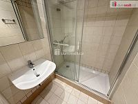 Pronájem bytu 2+1 68 m2 + balkon P5 Smíchov nezařízený cihla po rekonstrukci - 7