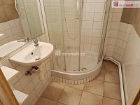 Velmi hezký byt 2+kk po rekonstrukci, Praha 10 - Strašnice  - 13