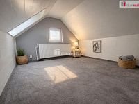 Dům s výhledem na celé Ústí, dvěma byty a soukromím, které jinde nenajdete - 12