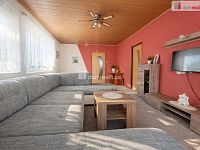 Dům s výhledem na celé Ústí, dvěma byty a soukromím, které jinde nenajdete - 16