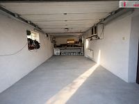 Dům s výhledem na celé Ústí, dvěma byty a soukromím, které jinde nenajdete - 25