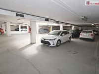 Pronájem parkovacího stání, 12 m2, Praha 3 - Žižkov