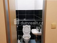 Pronájem pokoje s koupelnou a WC,20m2,Praha 8, Zenklova - 5