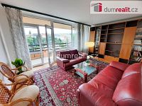 Nájem bytu 3+1+L+garáž - obývací pokoj