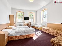 Prodej zavedené restaurace "Rafanda" s penzionem v Hroznětíně, okr. K.Vary - 15