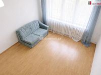 Pronájem 1+kk 32m2, po rekonstrukci, přízemí, atraktivní lokalita Praha 6, nám. Interbrigády - 2