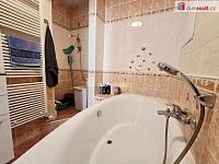 Pronájem bytu 4+kk, 83 m² + 18 m² terasa, Praha - Kyje - 8