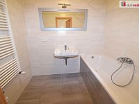 Pronájem novostavby 4kk, 78m², ul. U Oty Bubeníčka, Praha 10- Uhříněves, lodžie, garážové stání - 10