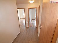 Pronájem novostavby 4kk, 78m², ul. U Oty Bubeníčka, Praha 10- Uhříněves, lodžie, garážové stání - 13