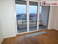 pronájem 2+kk 58m2 Praha 4 Michle novostavba terasa garáž sklep nezařízený - 3