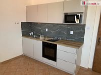 Pronájem nově zrekonstruovaného bytu 3+KK o ploše 44 m2, obec Bykoš - 7