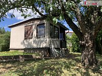 Prodej dřevěné podsklepené zahradní chaty 20m2, zahrada 385 m2, osada Jenerálka, Praha Dejvice - 2