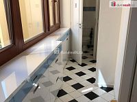 Pronájem 2+kk 59m2 P10 Vršovice Grébovka činžovní dům nezařízený - 7