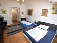 Pronájem 1+1, 43m², ul. Jana Masaryka, Vinohrady, s balkonem - 4