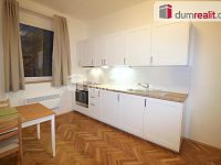 Pronájem 2+kk 45 m2 P5 Košíře Slávy Horníka zařízeno průchozí  