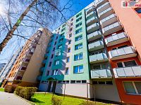 K prodeji, světlý byt 3+1 s jídelnou, šatnou, 2 balkóny a 2 sklepy, ul. Prachatická 1203/13 (u Cinestaru), České Budějovice - 25