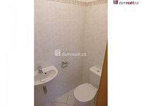 Pronájem bytu s terasou a garážovým stáním, Praha 6  - 14