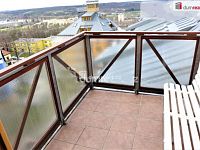 Pronájem bytu s terasou a garážovým stáním, Praha 6  - 3