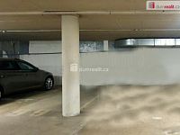 Pronájem bytu s terasou a garážovým stáním, Praha 6  - 4