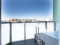 K prodeji, světlý byt 3+1 s jídelnou, šatnou, 2 balkóny a 2 sklepy, ul. Prachatická 1203/13 (u Cinestaru), České Budějovice - 11