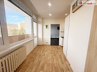 Pronájem zrekonstruovaného bytu v lukrativní části Ústí nad Labem v ulici Malátova - 4