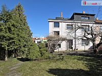 Byt v RD o velikosti 155 m2 s garáží a sklepem