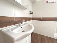 Pronájem prostorného bytu v žádané lokalitě Ústí n/L - Všebořice - 12