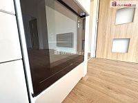 Pronájem prostorného bytu v žádané lokalitě Ústí n/L - Všebořice - 3