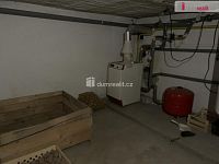 Prodej staršího dvougeneračního RD 5+2 v Dobříši, ul. Zborovská - 16