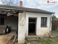 Prodej staršího dvougeneračního RD 5+2 v Dobříši, ul. Zborovská - 19