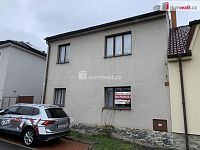 Prodej staršího dvougeneračního RD 5+2 v Dobříši, ul. Zborovská - 24